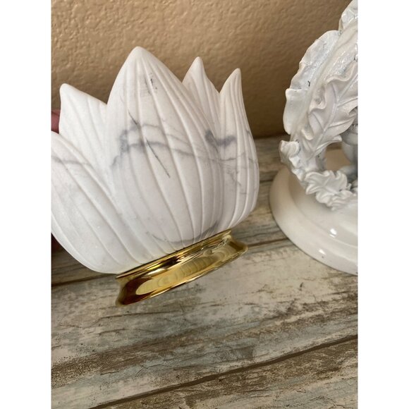 2X Bath & Body Works Candle Holders White Ceramic Squirrel & Marble-Style Lotus - Picture 4 of 14